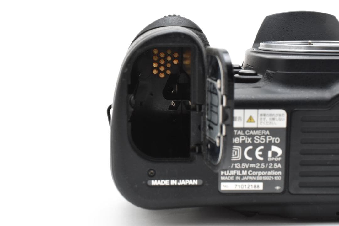 フジフィルム FINEPIX S5 PRO デジタルカメラ 動作品 カメラ