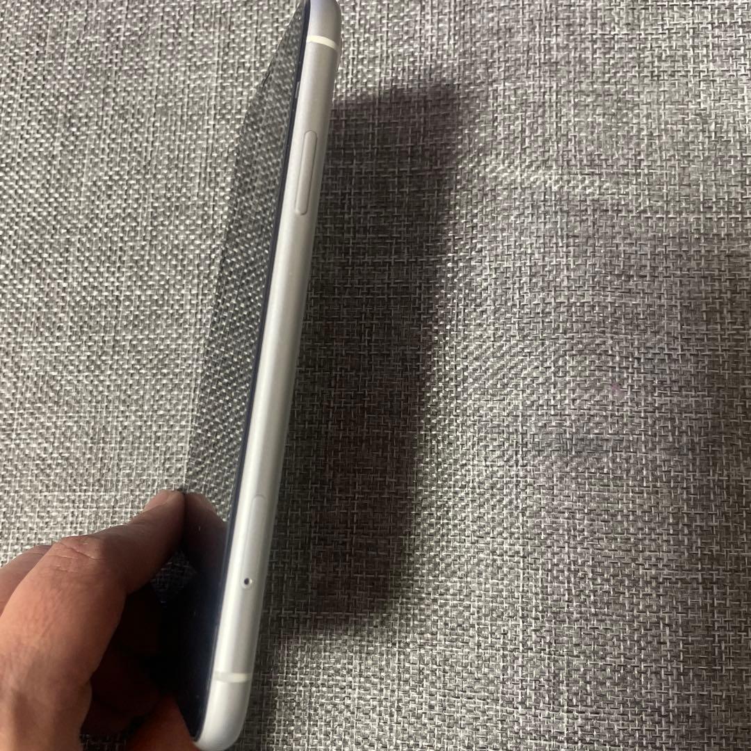 Apple iPhone X R ホワイト本体