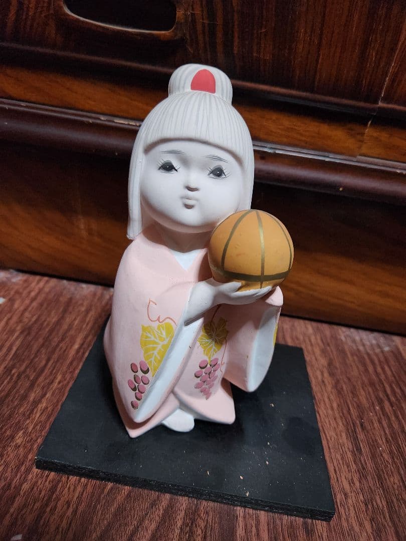 処分します!!★市松人形花柄着物&周りに飾る日本人形10体&コケシ２体。