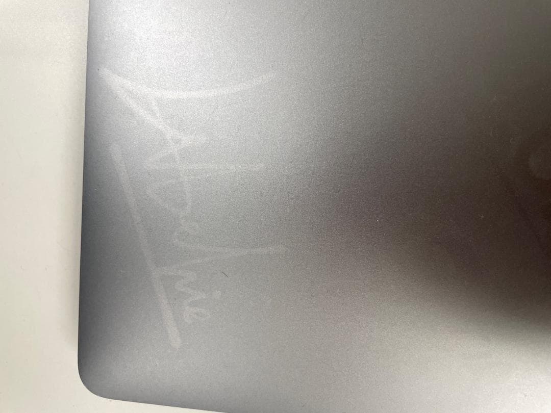 MacBook Pro 13インチ 1TB Intel Core i7