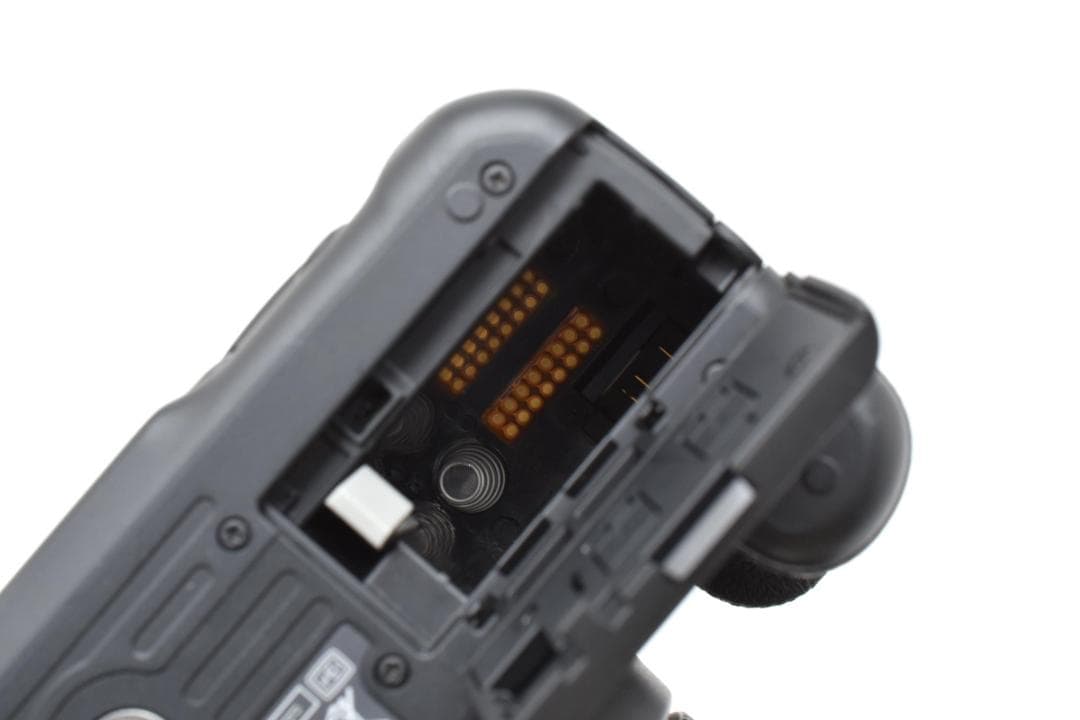 美品 Canon キャノン EOS KISS X4 本体 ＋ 75-300mm