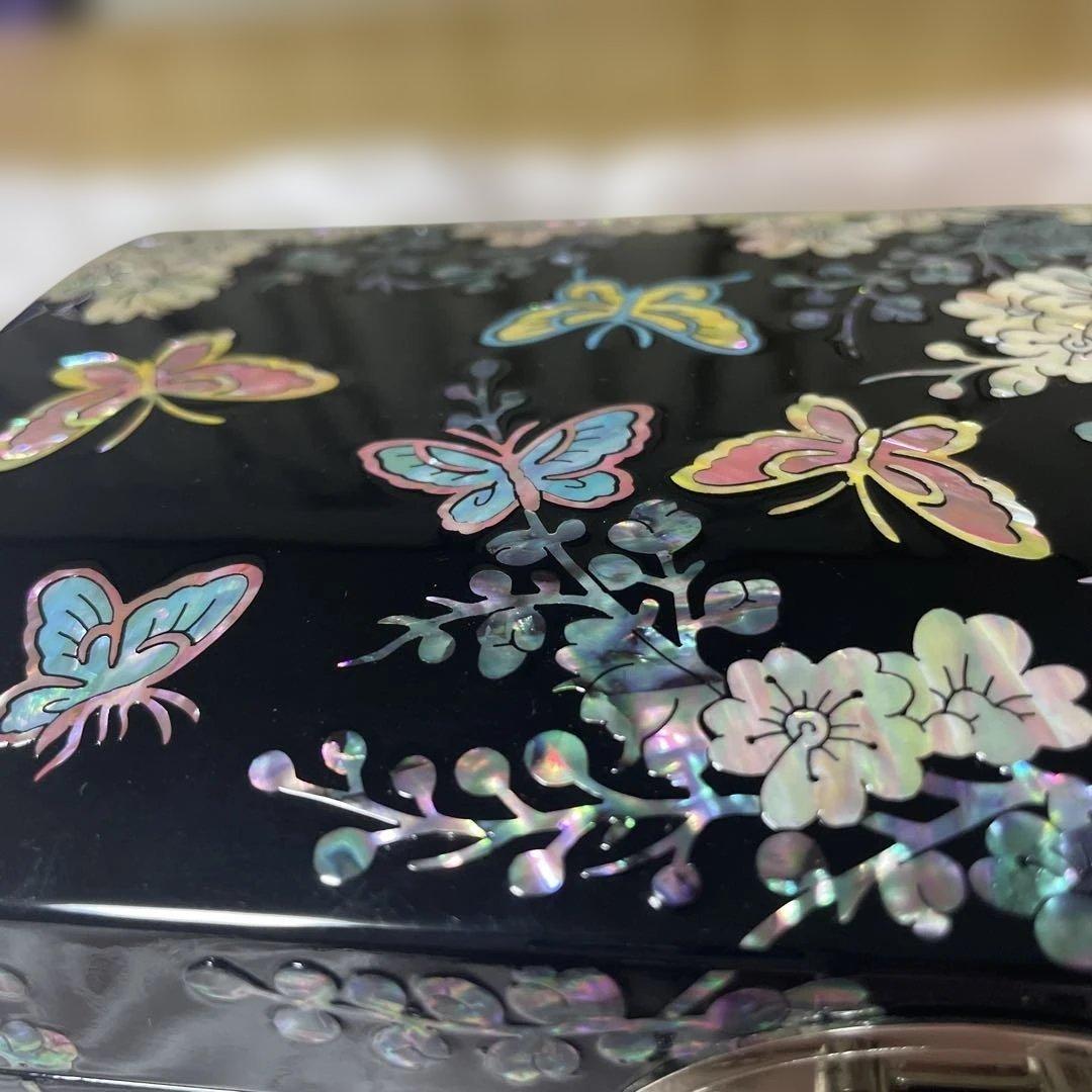 韓国　漆器 蝶と花の装飾 収納ボックス