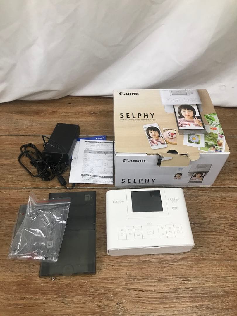 Canon SELPHY CP1300 本体　キャノン　セルフィー