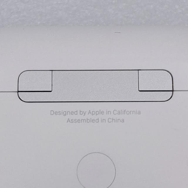 【極美品】Apple AirPods Pro 第2世代 充電ケース A2968