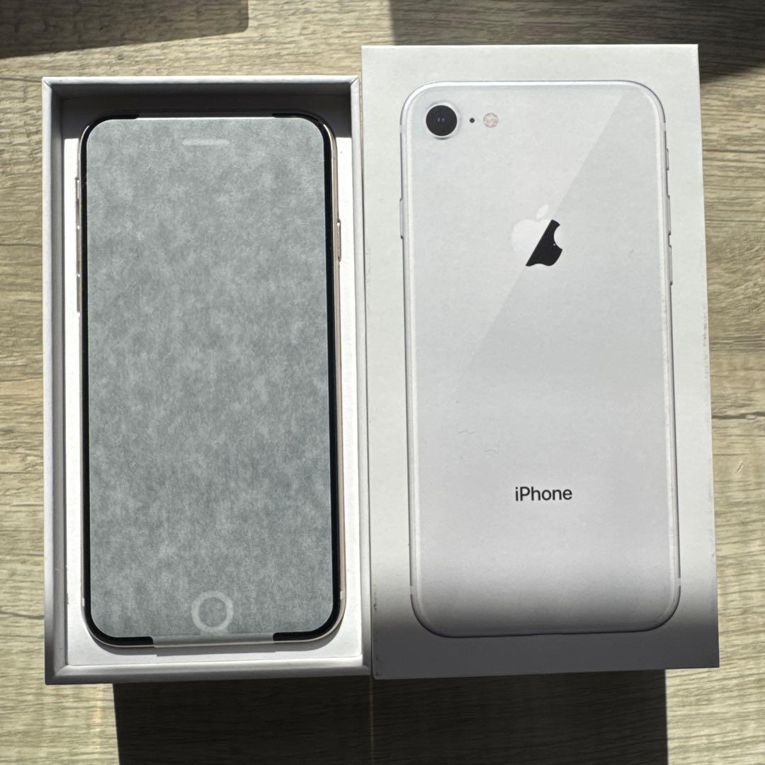 新品iPhone SE3 128GB スターライト★1月本体交換★