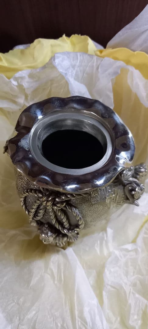 二上常太郎作茶袋型香炉洋銀製