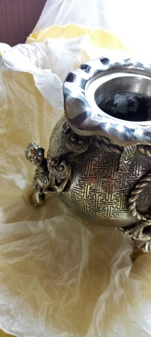 二上常太郎作茶袋型香炉洋銀製