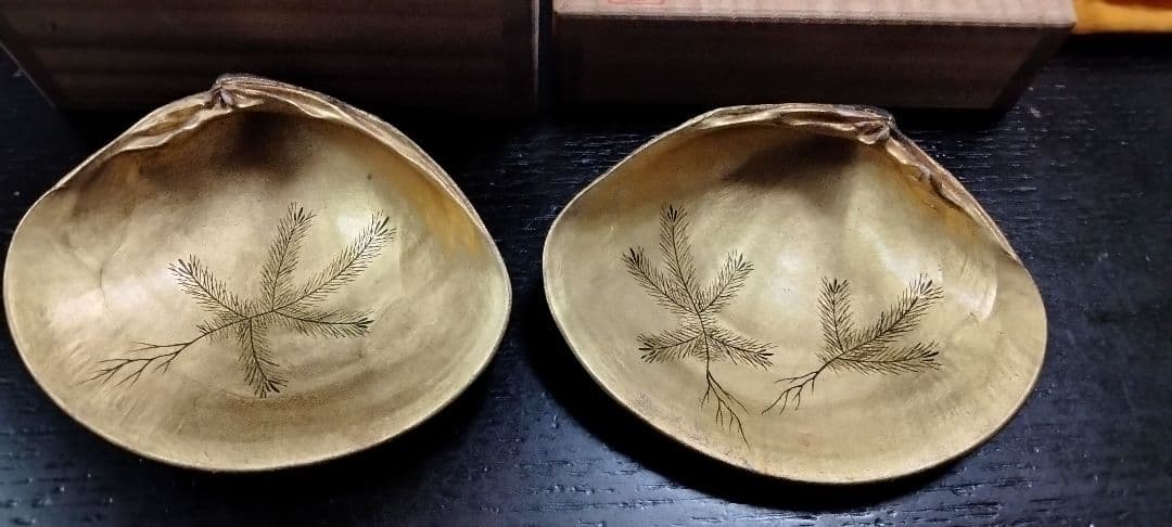 香合　荒井正春　金箔工芸　貝合せ