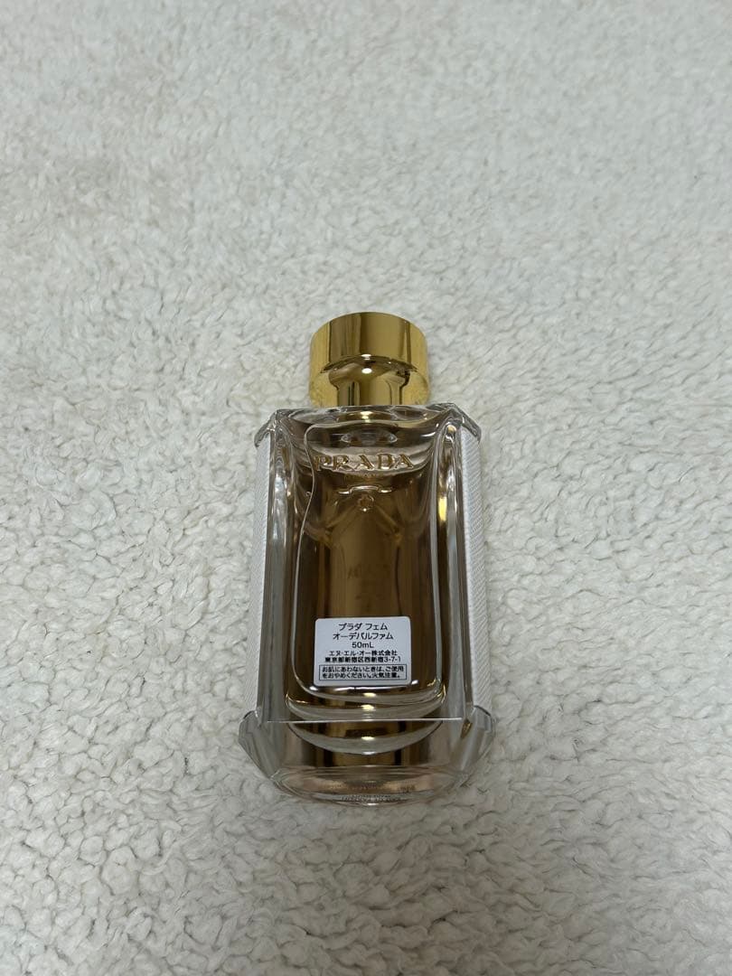 LA FEMME PRADA オードパルファム 50ml