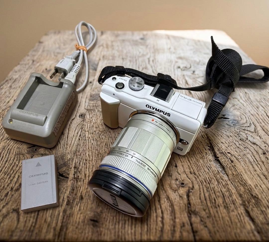 ⭐️OLYMPUS PEN E-PL1sミラーレス一眼カメラ