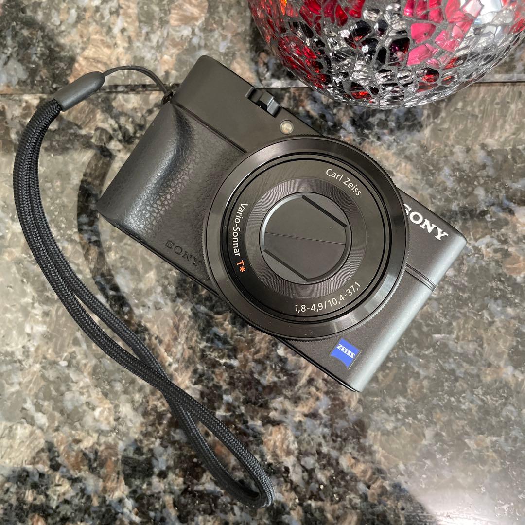 本日限定価格　美品　Sony Cyber-shot DSC-RX100 デジカメ