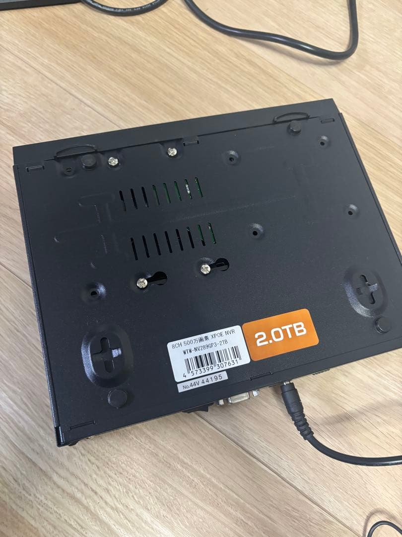 WTW 塚本無線PoEカメラ、モニター、ハードディスクセット品