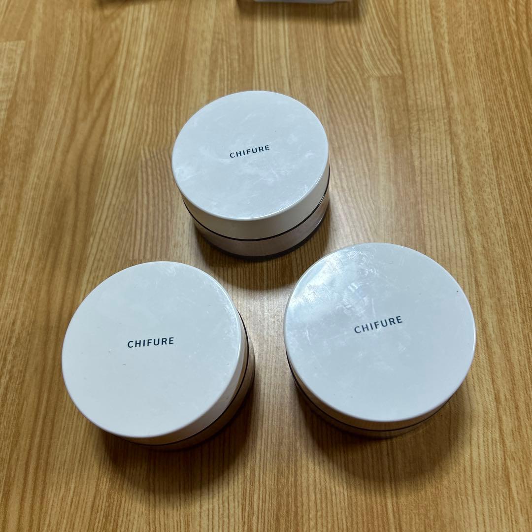 9点　CHIFURE ちふれ ルース パウダー（1 ルーセント）20g