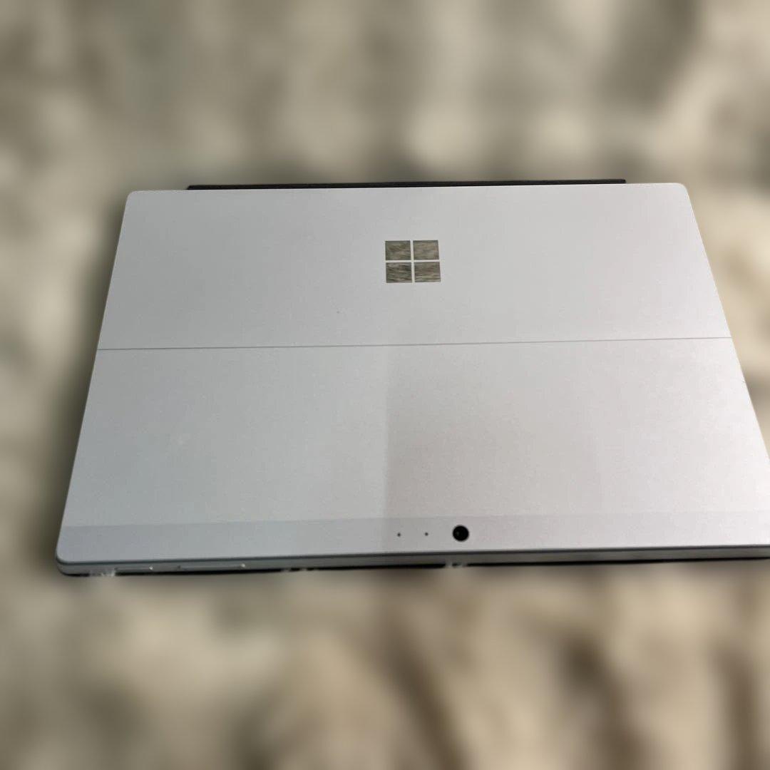 Surface Pro 5 Core i5-7300U 12.3インチ