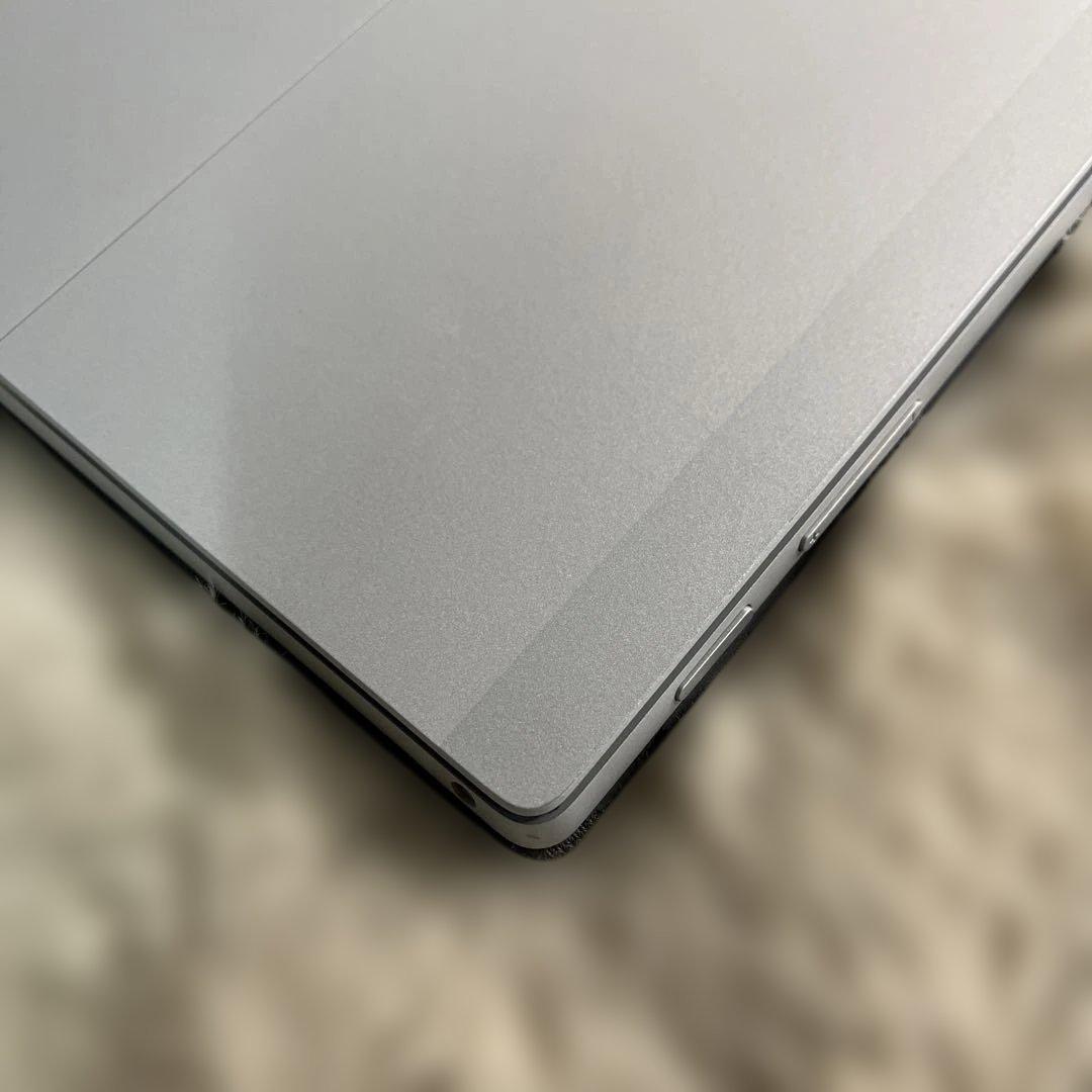 Surface Pro 5 Core i5-7300U 12.3インチ