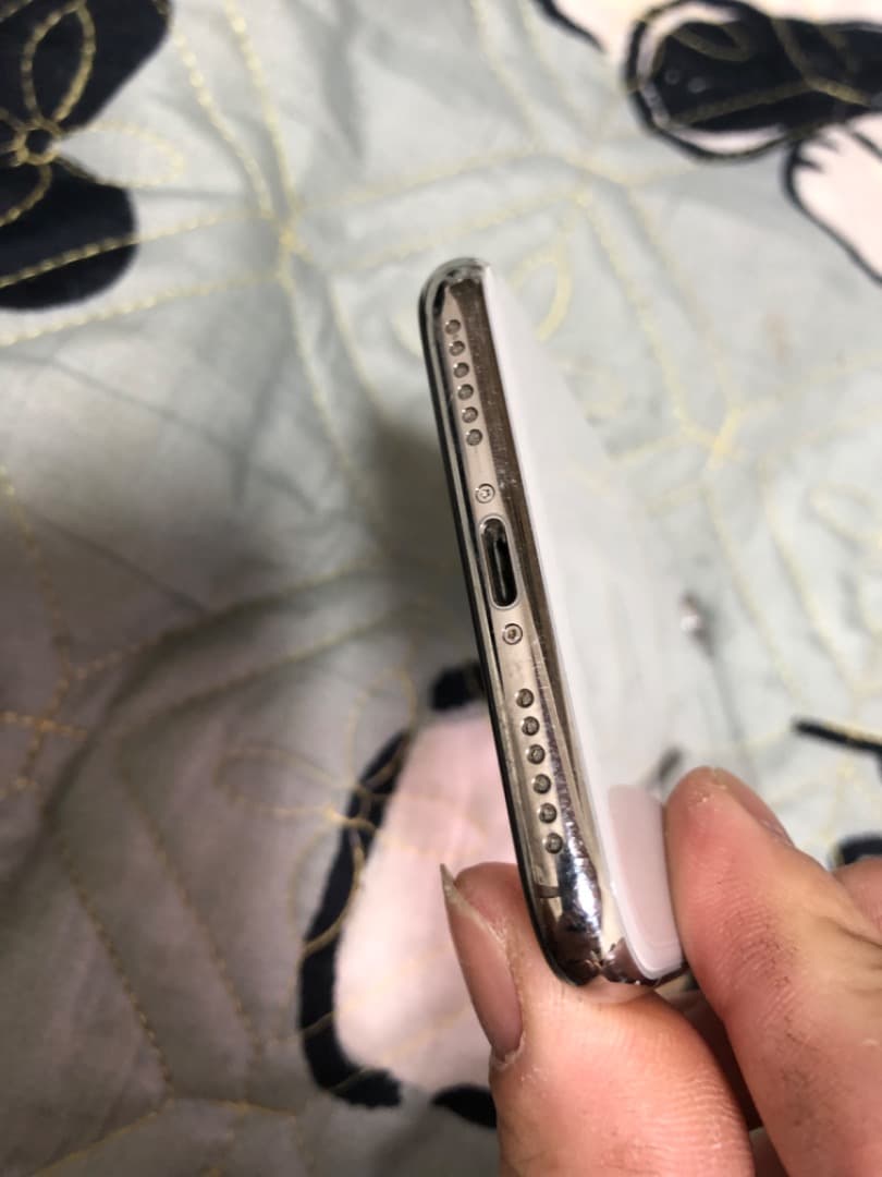 スマートフォン本体 iPhone X 64 gb