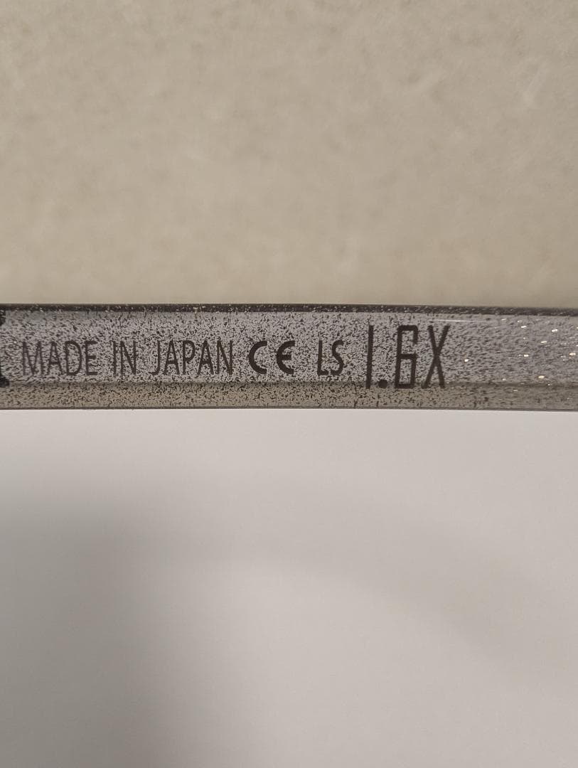 【未使用】ハズキルーペ ラージ クリアレンズ 1.6倍 チタンカラー