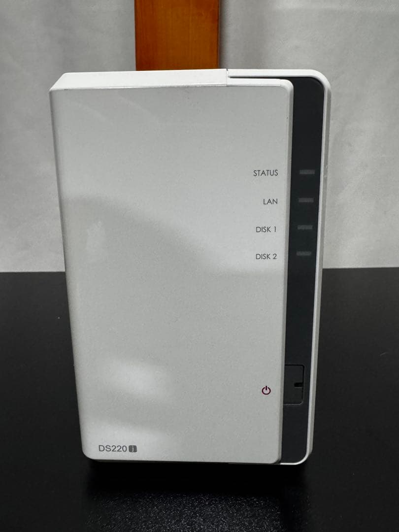 Synology DS220j NAS ホワイト 4TB HDD 2個付き
