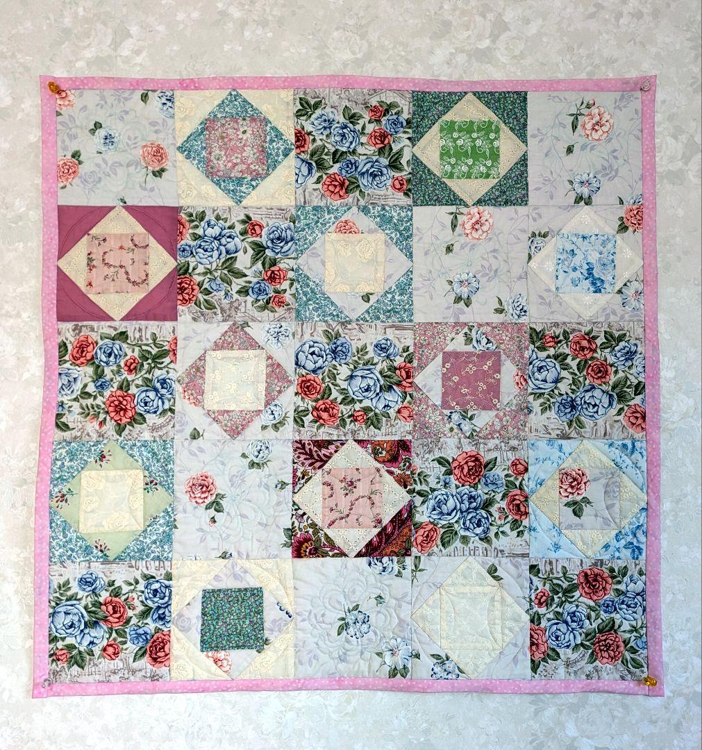 バラのキルト 約76cm x 76cm