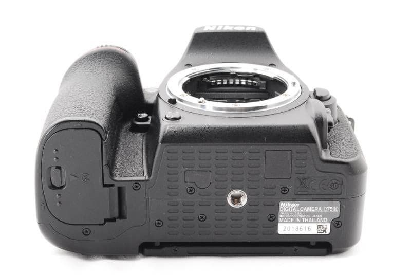 ✨少シャッター数 Nikon D7500 一眼レフ スマホ転送 望遠レンズセット