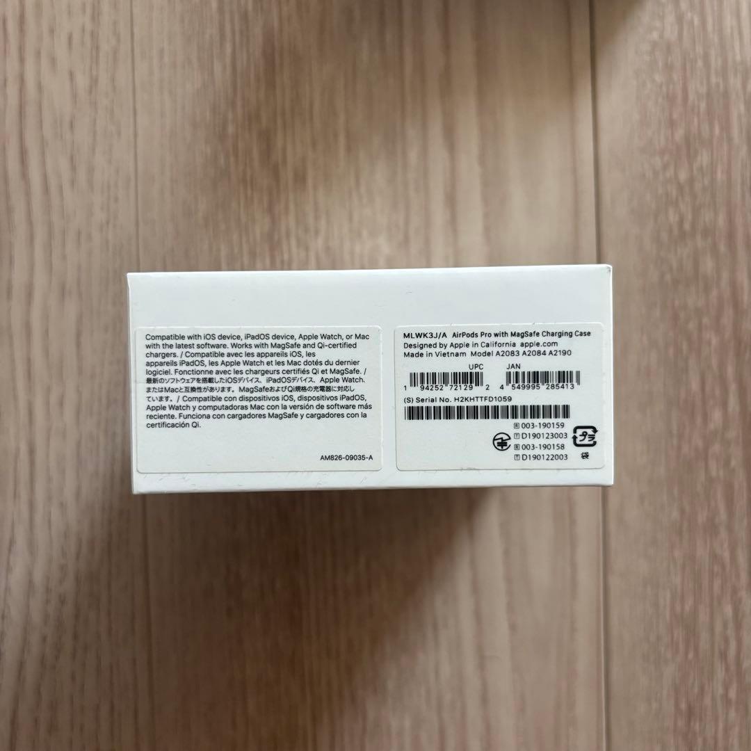 AirPods Pro 本体 充電ケース付き 第１世代