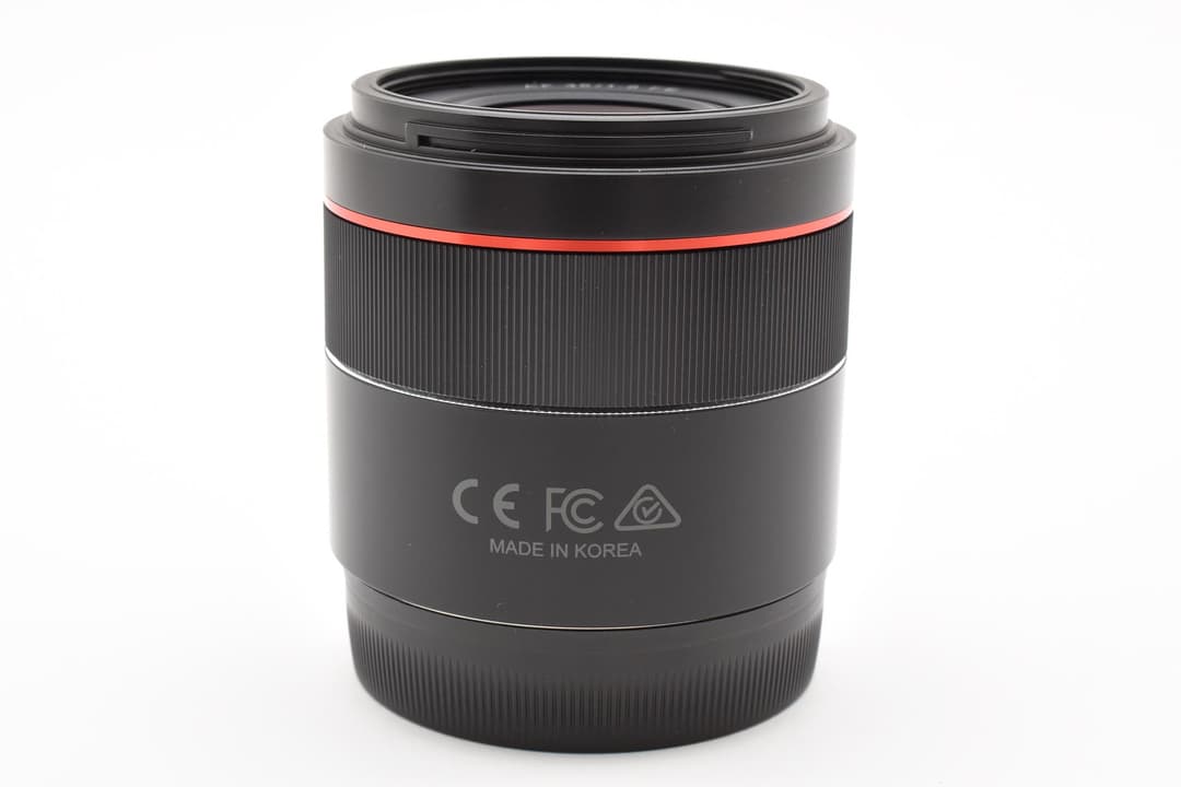 【美品】SAMYANG AF 45mm F1.8 FE 箱付き