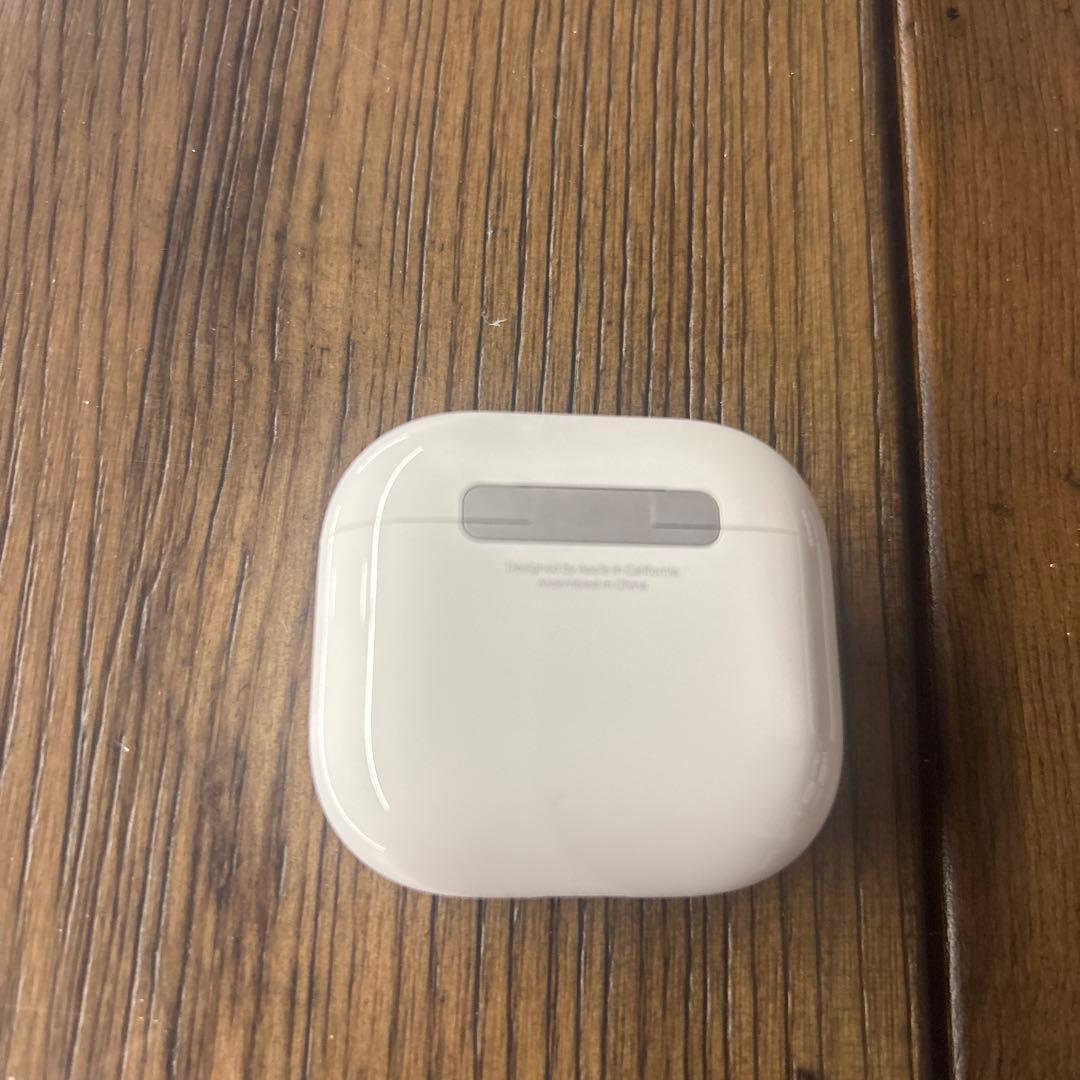 AirPods4 ノイズキャンセリングあり