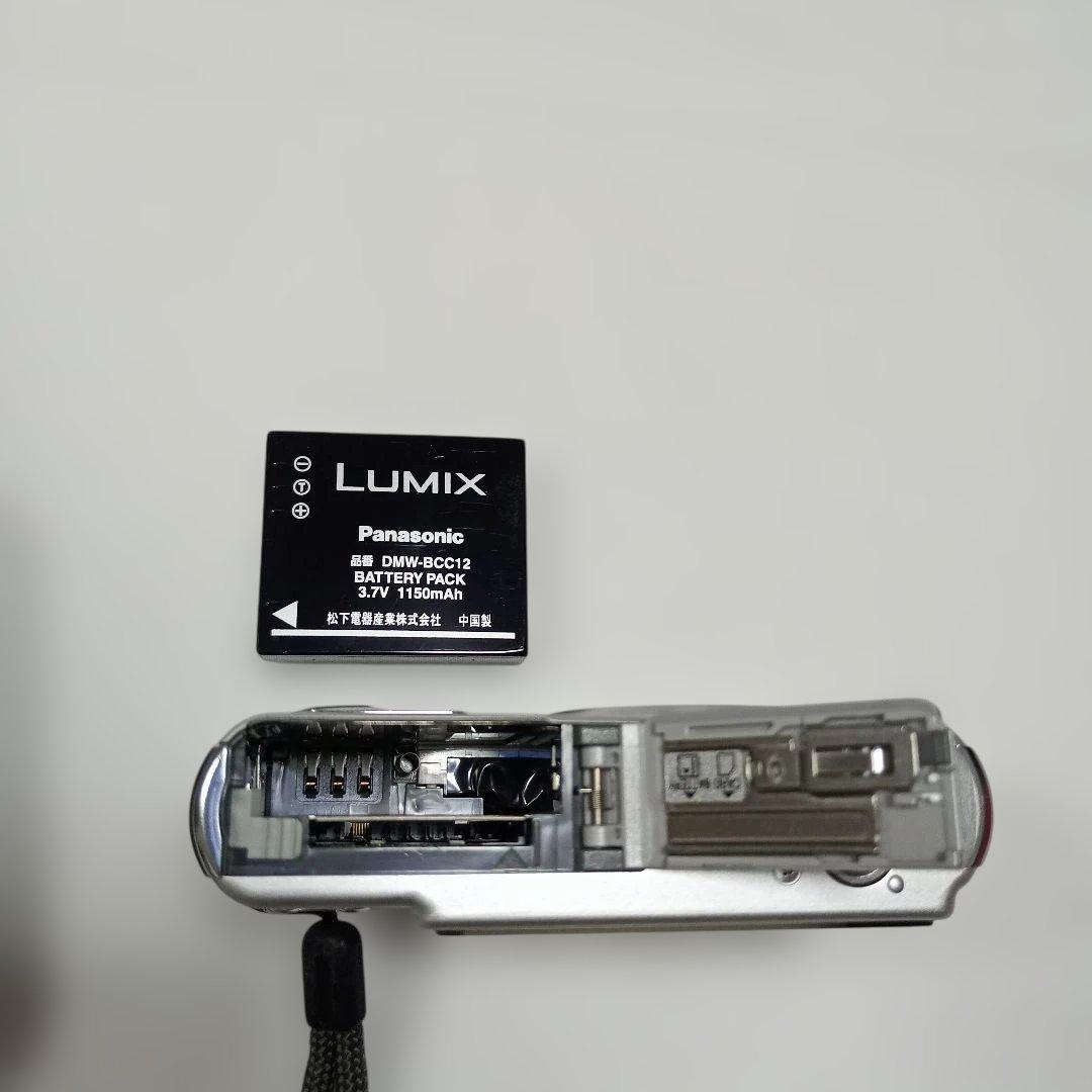 【美品】Panasonic LUMIX DMC-FX9 デジタルカメラ　シルバー