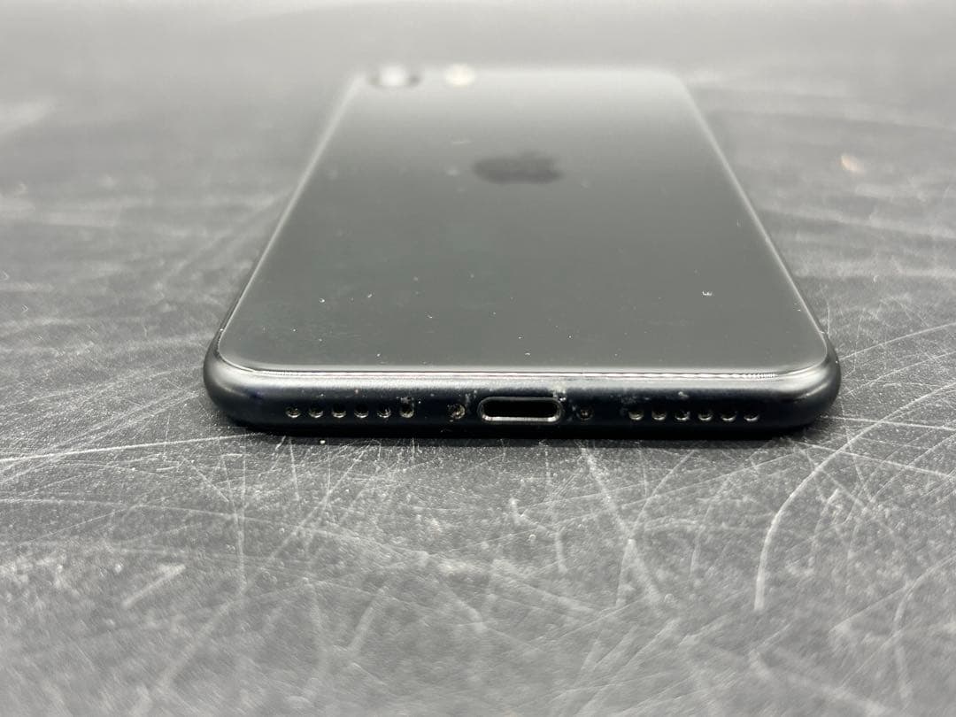 iPhone SE 第2世代 64GB SIMフリーMHGP3J/A A2782