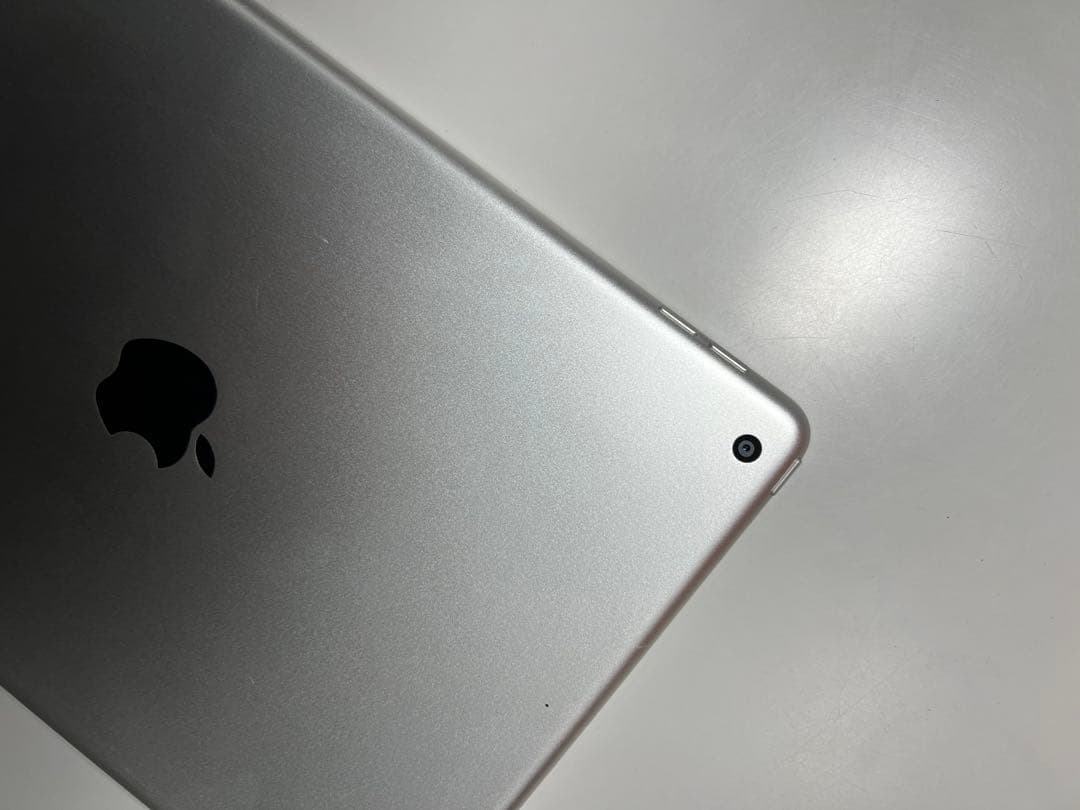 Apple iPad (第9世代) 64GB スペースグレー