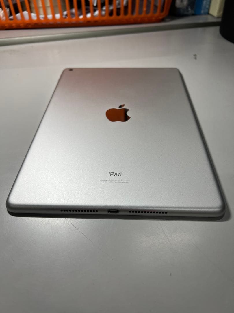 Apple iPad (第9世代) 64GB スペースグレー