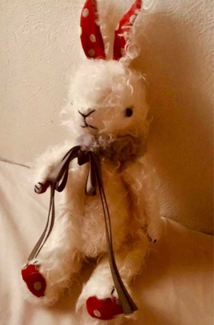 ハンドメイド　テディラビット　ホイップちゃん
