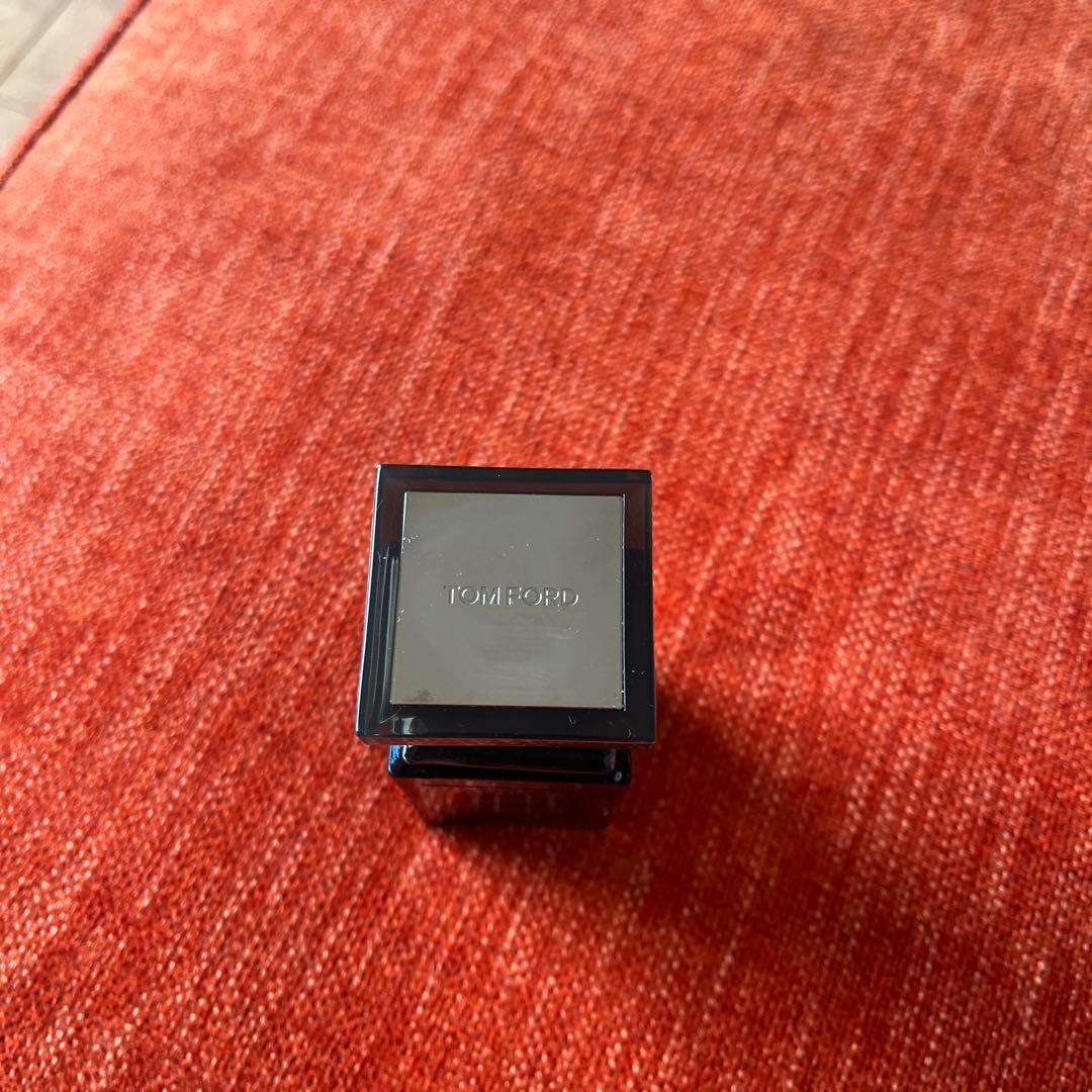 TOM FORD ウッド オード パルファム スプレィ 50ml