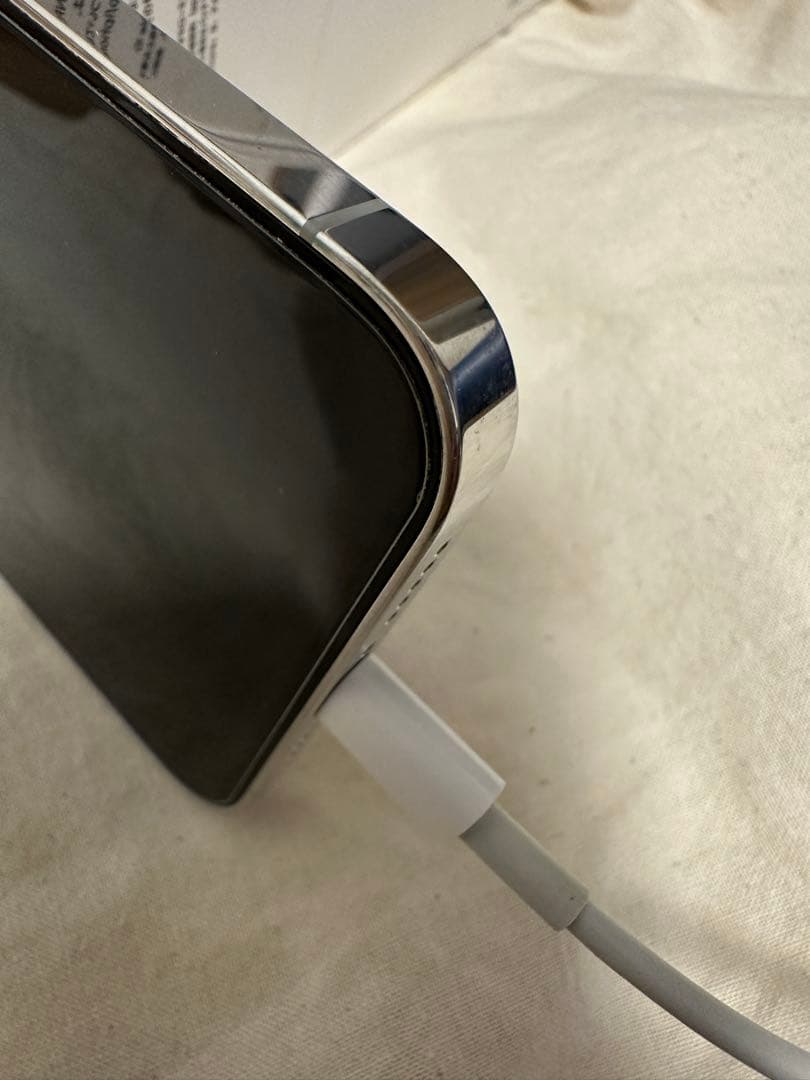 ⭐︎レンズ割れ有、ジャンク⭐︎iPhone12proシルバー、SIMフリー