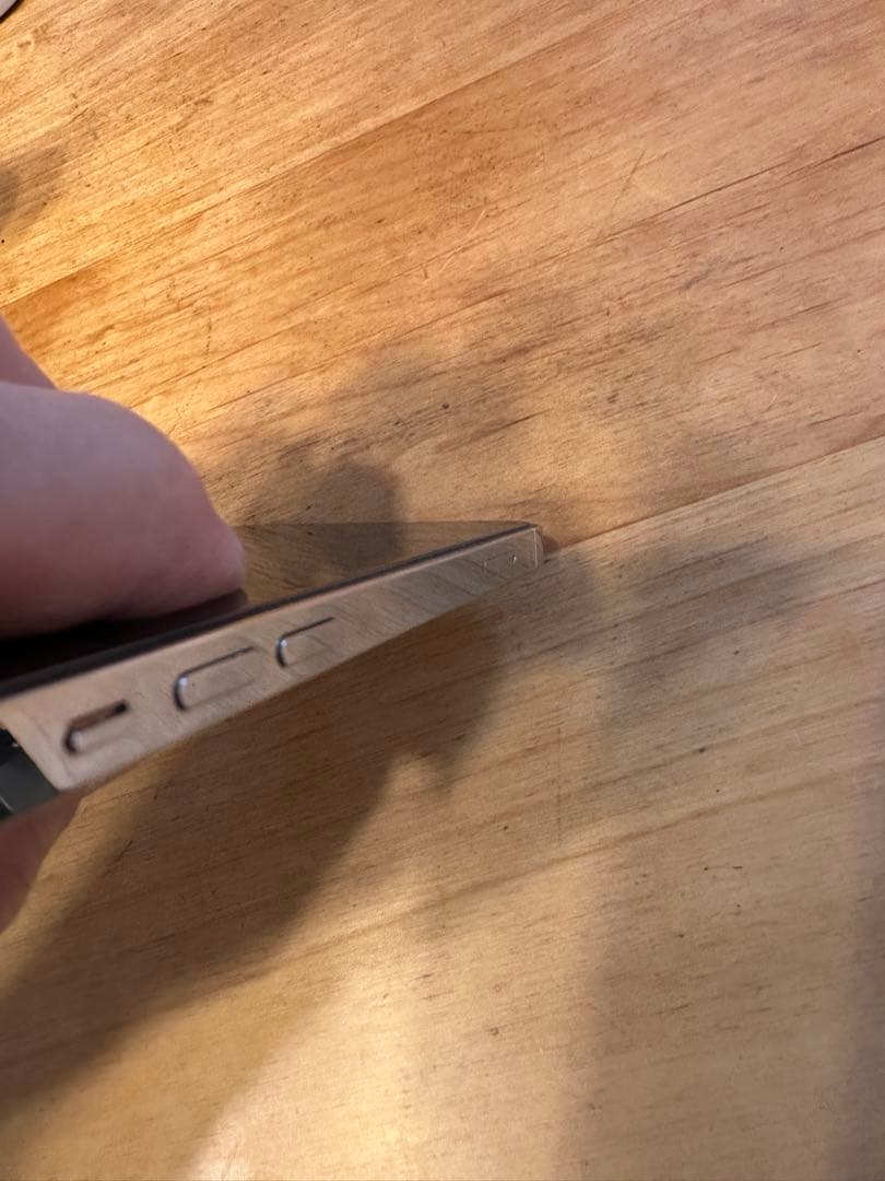 ⭐︎レンズ割れ有、ジャンク⭐︎iPhone12proシルバー、SIMフリー