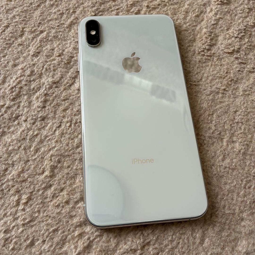 iPhoneXS max 256GB シルバー