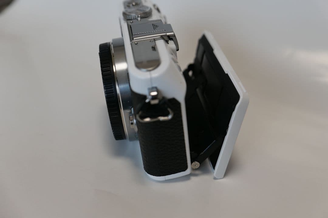 OLYMPUS PEN Lite E-PL3ボディホワイトシャッター回数921