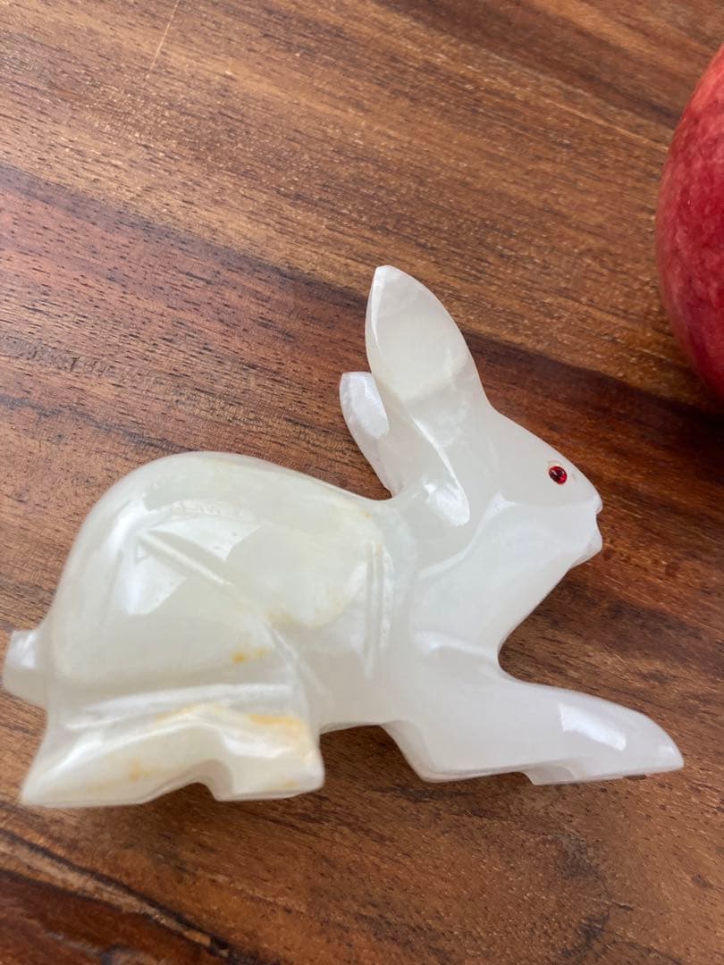 うさぎ、りんご　置物　ペーパーウエイトセット