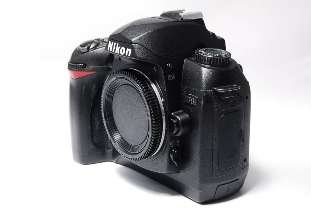 ♥CCDの味ある描写♥Nikon D70s♥堅牢ボディモデル 高画質 名機