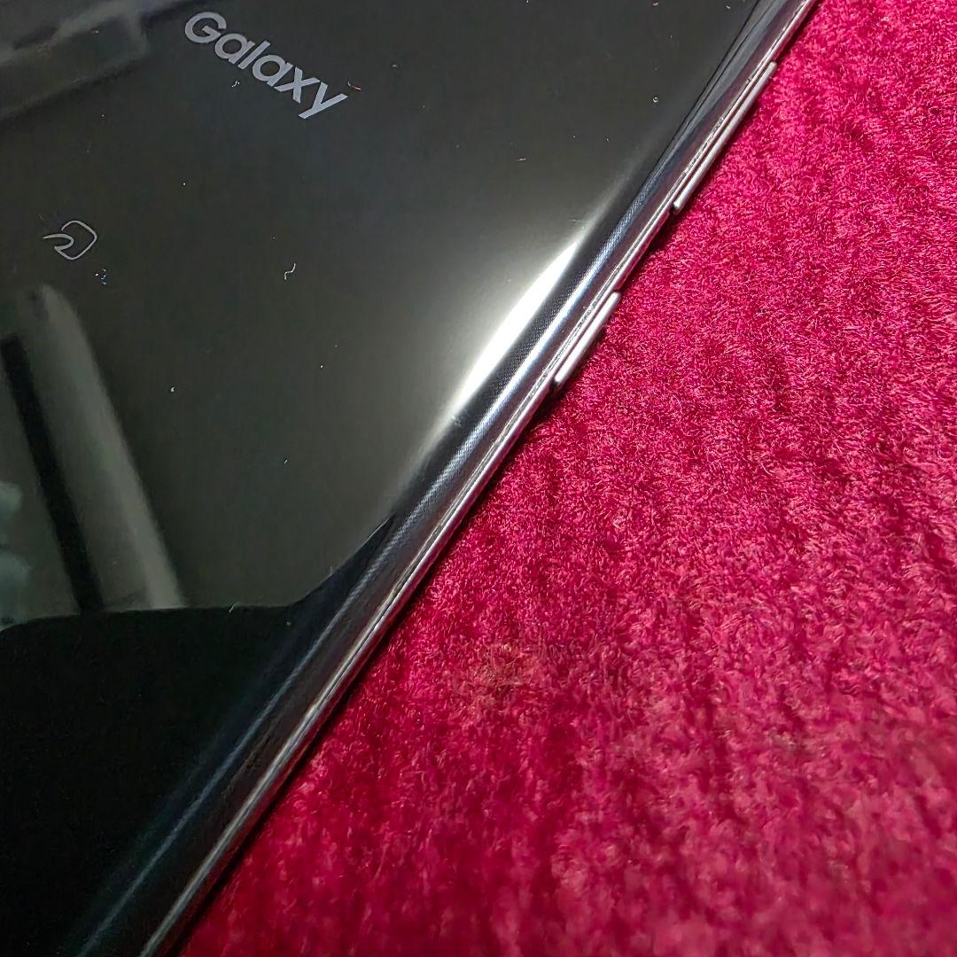 Samsung Galaxy S10+ ケース付き