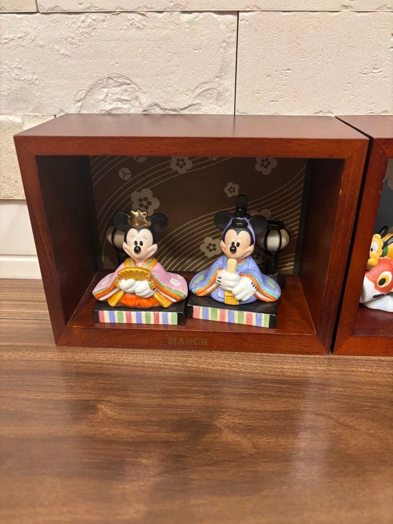 ミッキー＆フレンズ マンスリーフィギュアコレクション 3月 5月 12月 セット