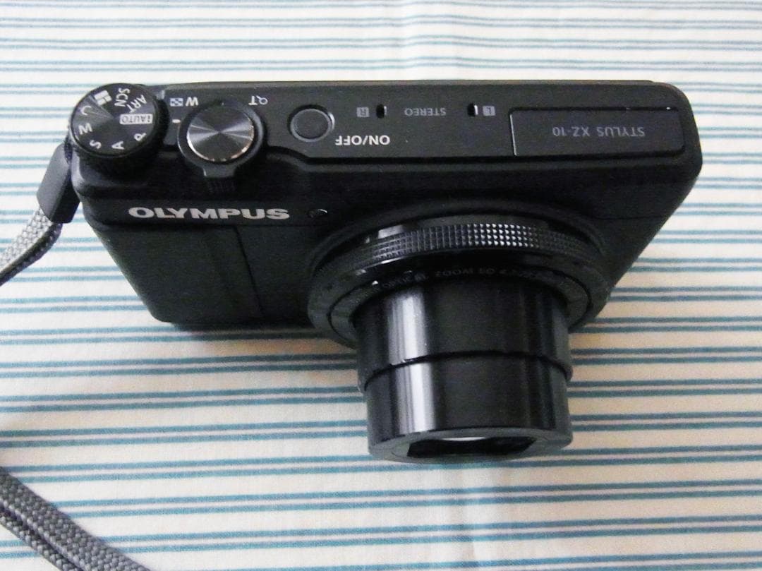 デジタルカメラ OLYMPUS STYLUS SZ-10