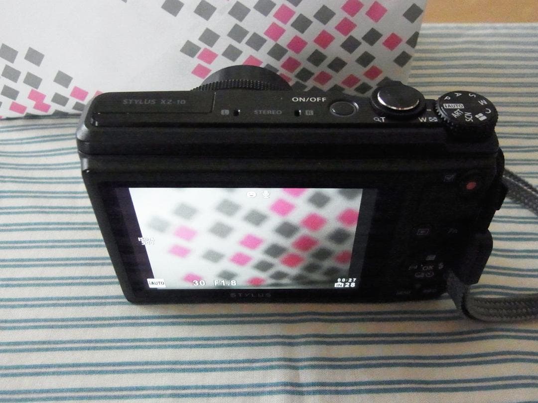 デジタルカメラ OLYMPUS STYLUS SZ-10