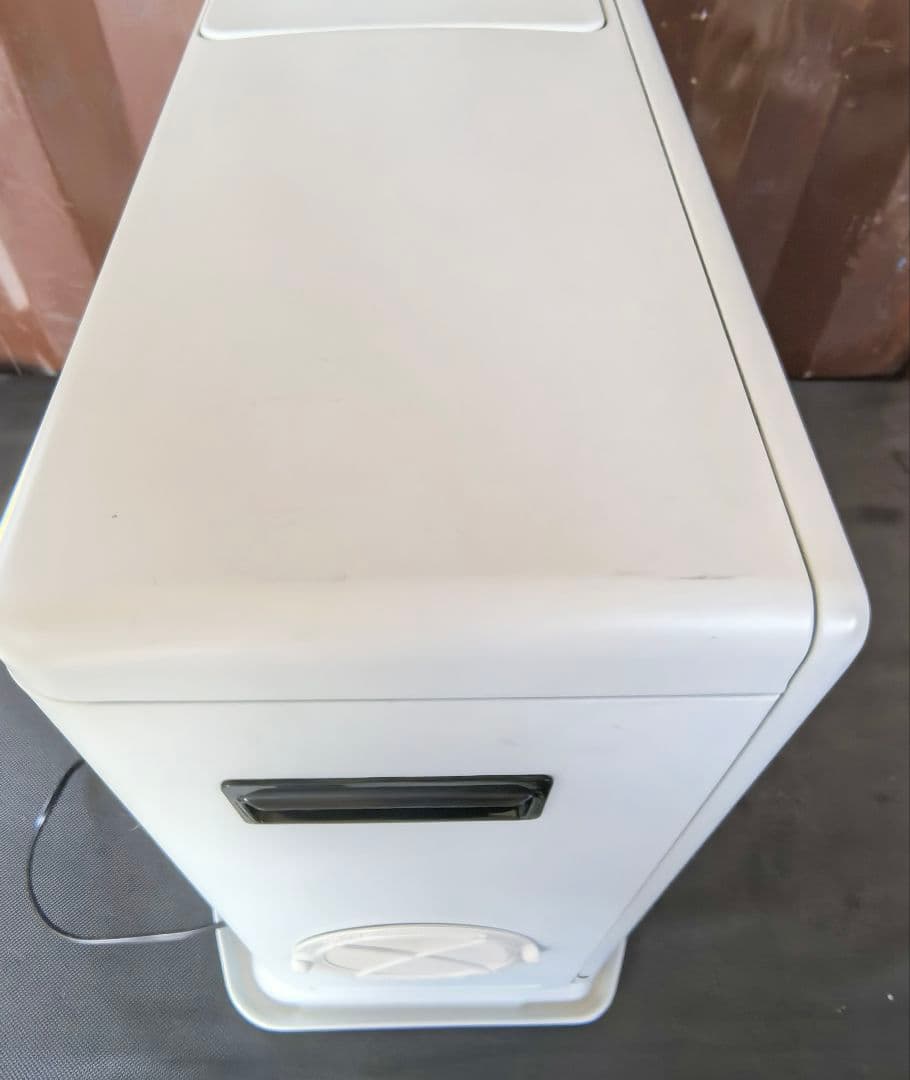 トヨトミ 石油ファンヒーター　LC-S53N ホワイト(W) 2023年製