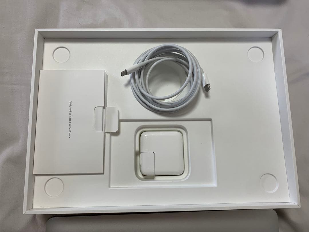 M1 MacBook Air 13インチ 8GB 256GB 箱あり