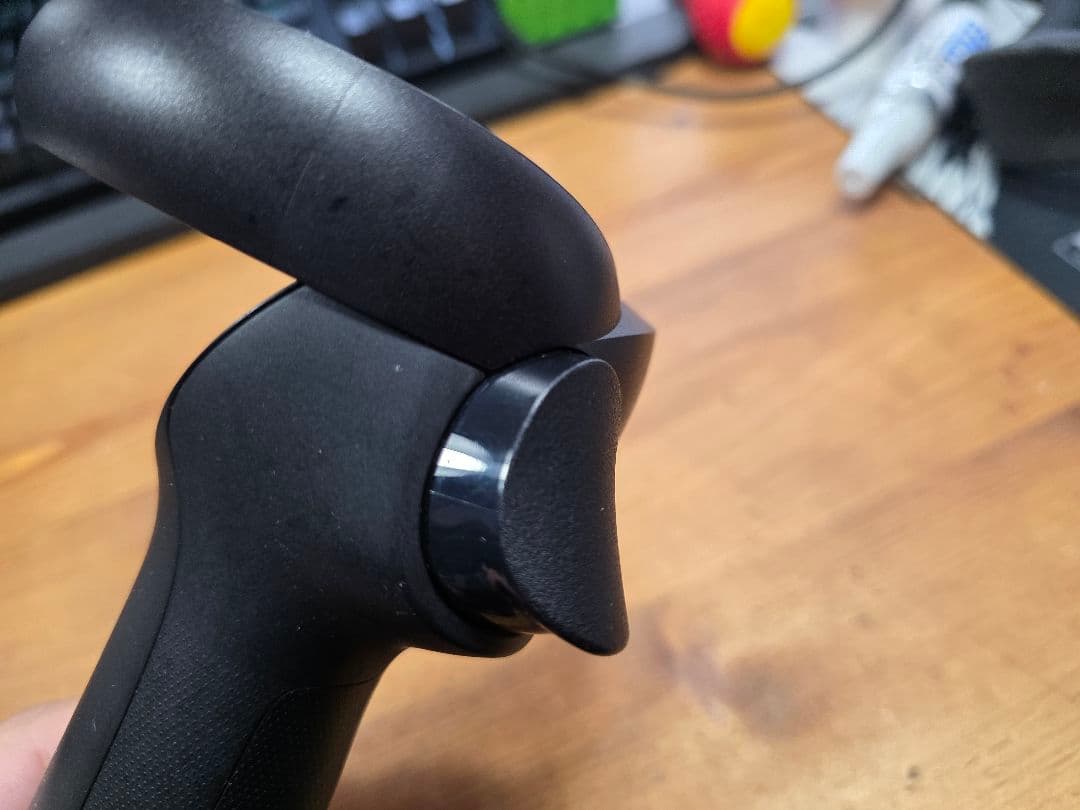 VIVE XR ELITE ツルにヒビあり　おまけ付き
