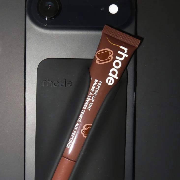rhode lip case＆scented peptide lip tint