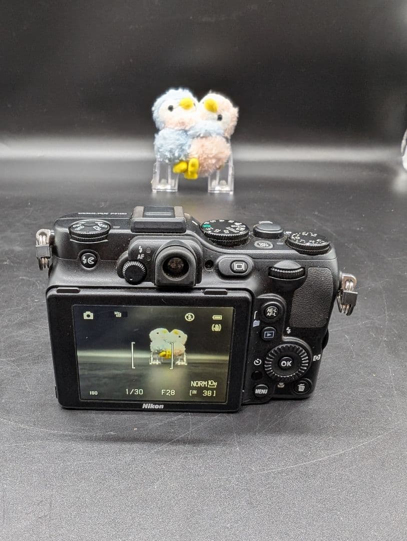 Nikon ニコン Coolpix P7100 コンパクト デジタルカメラ