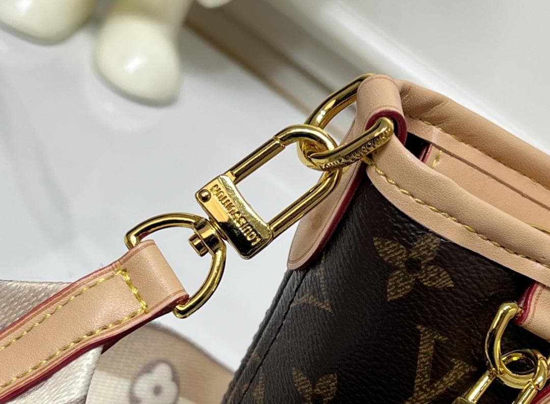 LOUIS VUITTON ネヴァーフル ベージュ M46705