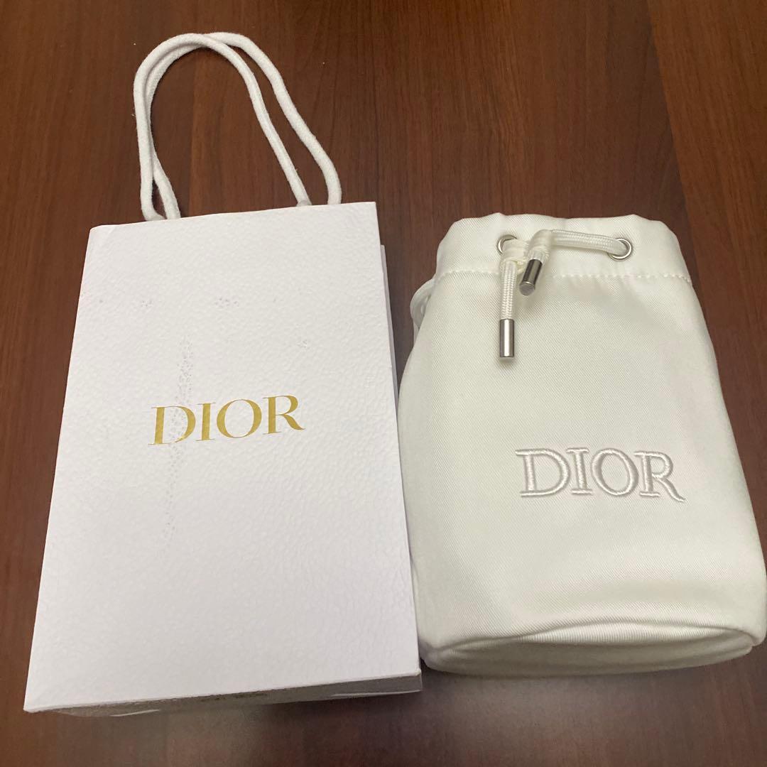 クリスマスプレゼントにDior ギフトセット ホワイト